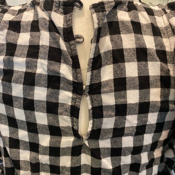 Harlowe and Graham Buffalo Check Top - Picture 3 of 5